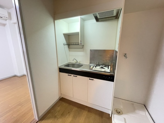 キッチン　※別号室の写真です。