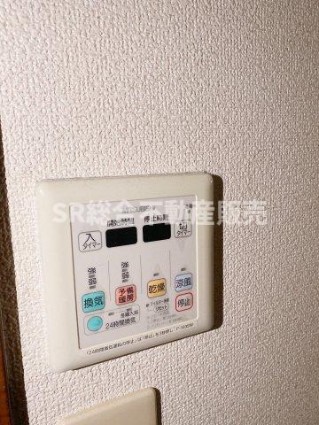 その他設備　浴室乾燥機もございますので雨の日のお洗濯物もカラッと乾いてく