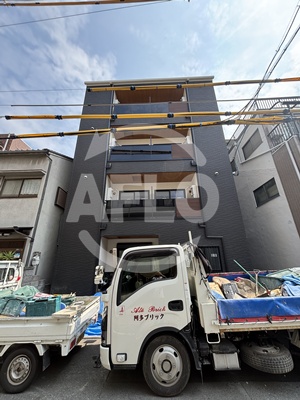 建物外観　HALIOS RESIDENCE　エントランス