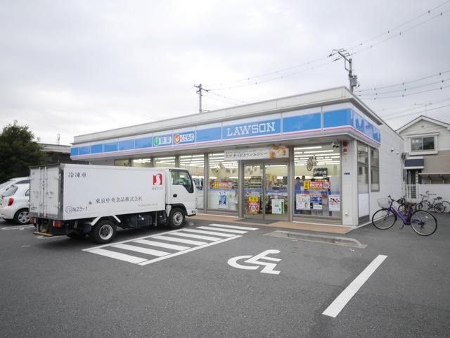 コンビニ　ローソン川崎犬蔵一丁目店（コンビニ）まで589m
