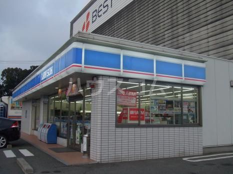 コンビニ　ローソン 箱崎ふ頭一丁目店（コンビニ）まで1228m