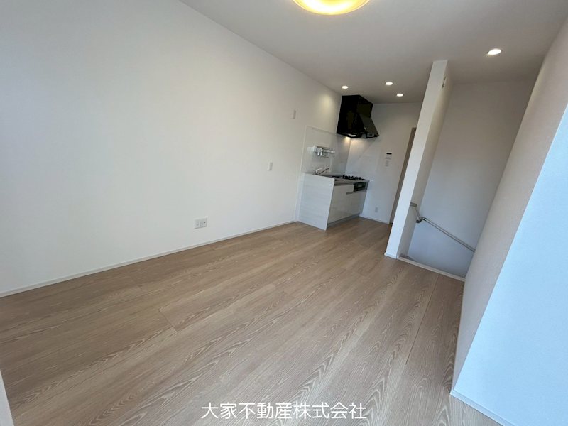 その他　※写真の照明は撮影用の為、付いておりません。