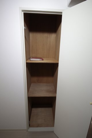収納　廊下に収納があります。