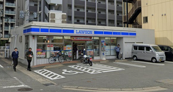 コンビニ　ローソン 福岡長浜屋台通り店（コンビニ）まで247m
