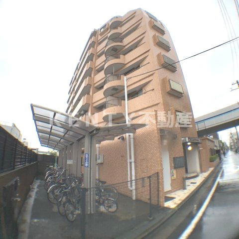 建物外観　落ち着いた雰囲気の外観です