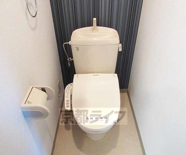トイレ　ウォシュレット完備