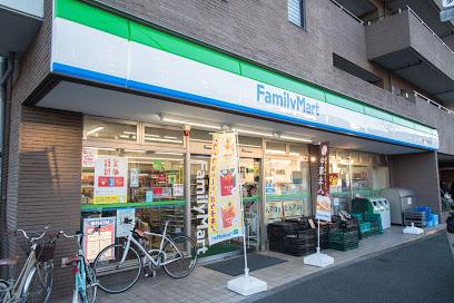 コンビニ　ファミリーマート 代田橋駅前店（コンビニ）まで435m