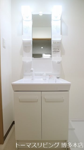 洗面設備　※別号室の参考写真になります。