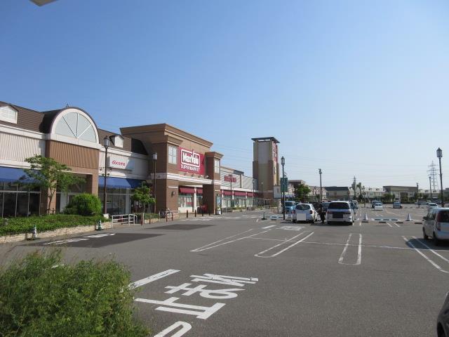 ショッピングセンター　イオンタウン 金沢示野（ショッピングセンター）まで1317m