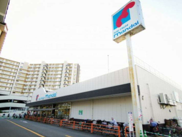 スーパー　万代 和泉府中店（スーパー）まで473m