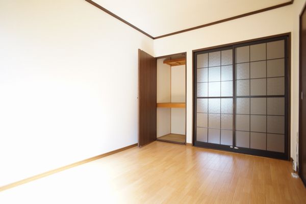 収納　☆各洋室収納付き☆