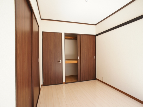 収納　☆各洋室収納付き☆