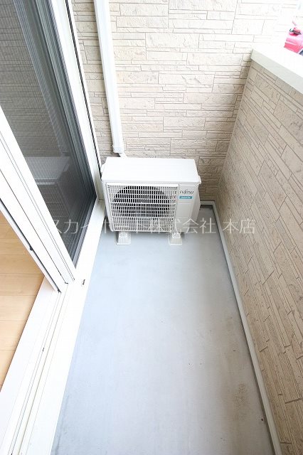 バルコニー　※同型モデル