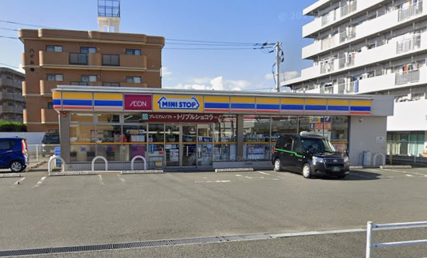 コンビニ　ミニストップ 博多諸岡店（コンビニ）まで1010m