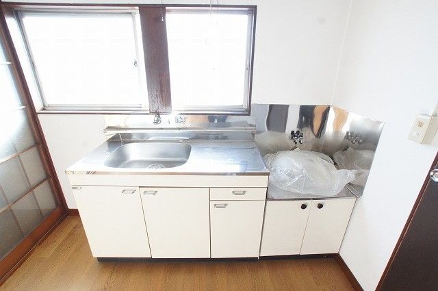 キッチン　￣みつわマンション￣