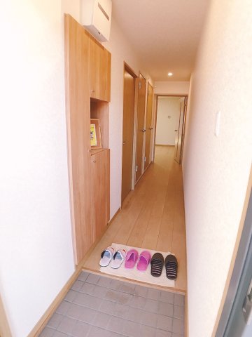 玄関　玄関ホールのシューズBOXで玄関もスッキリ♪