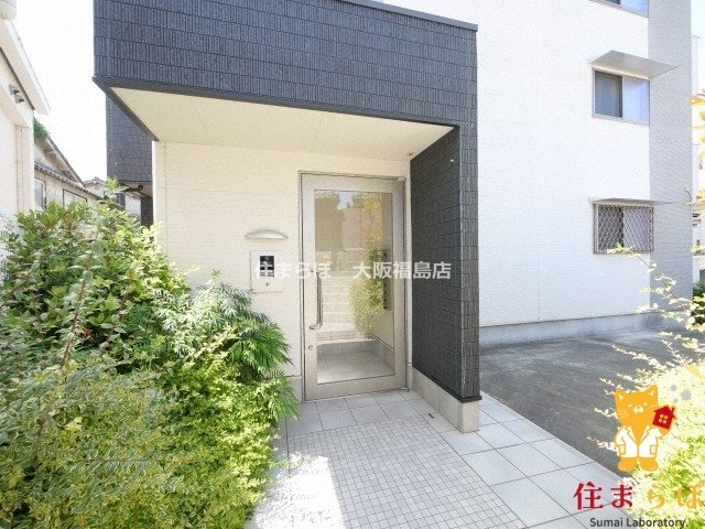 エントランス　共用部の印象も大切に