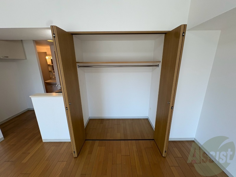 収納　収納もバッチリあるのでお部屋が片付きますよ！