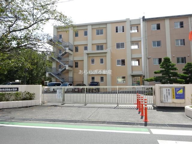 小学校　浜松市立初生小学校（小学校）まで1204m