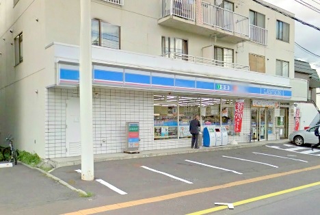 コンビニ　ローソン札幌白石本通6丁目店（コンビニ）まで329m