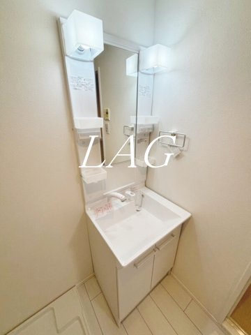洗面設備　洗面台です。
