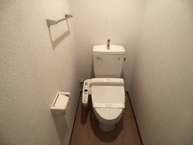 トイレ　清潔感のあるトイレです
