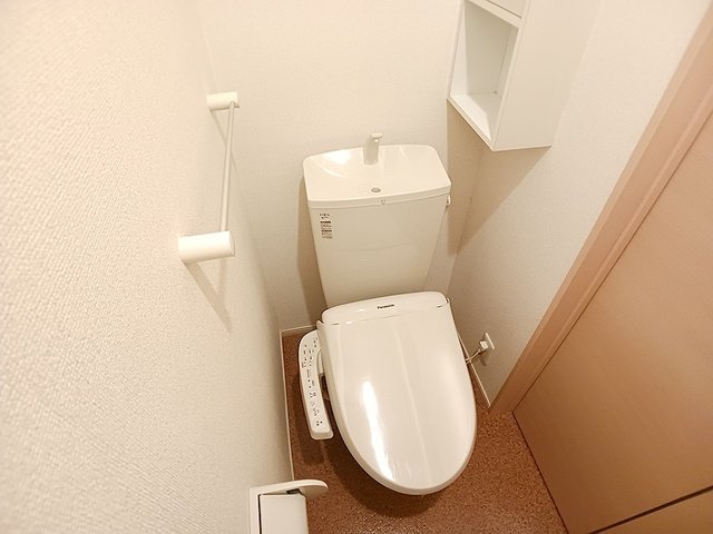 トイレ　ゆったりとした空間のトイレです