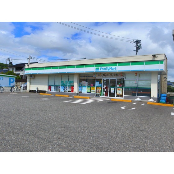 コンビニ　ファミリーマート松本桐店（コンビニ）まで449m