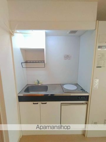 地下鉄御堂筋線 江坂駅 徒歩5分 7階建 築30年のキッチン写真