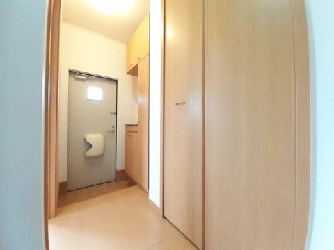 シュトラールの玄関写真