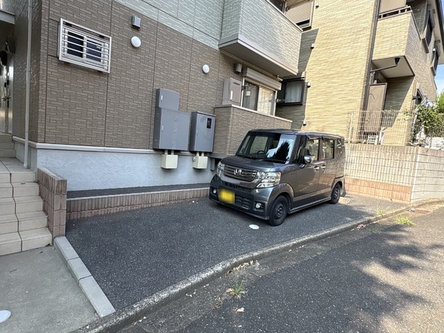 駐車場　駐車場