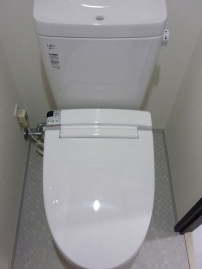 トイレ　別号室参考写真