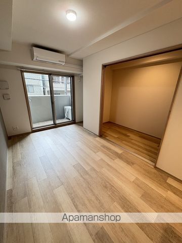 地下鉄長堀鶴見緑地線 長堀橋駅 徒歩5分 15階建 新築の居間写真