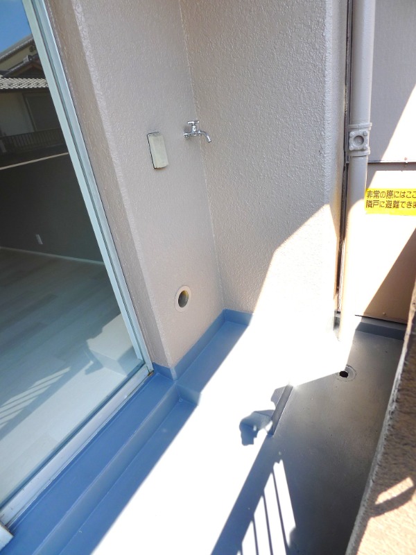 地下鉄鶴舞線 荒畑駅 徒歩7分 5階建 築47年の内装写真