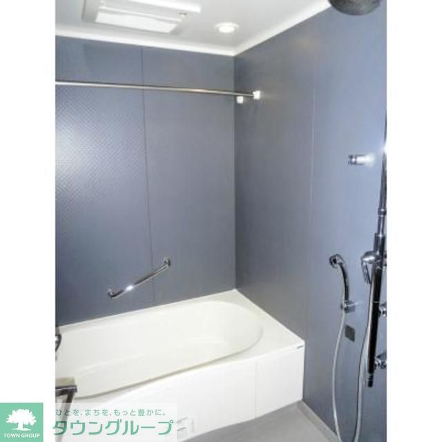 バス・シャワールーム　※写真は同タイプ住戸です。