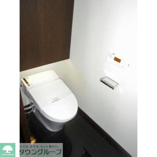 トイレ　※写真は同タイプ住戸です。