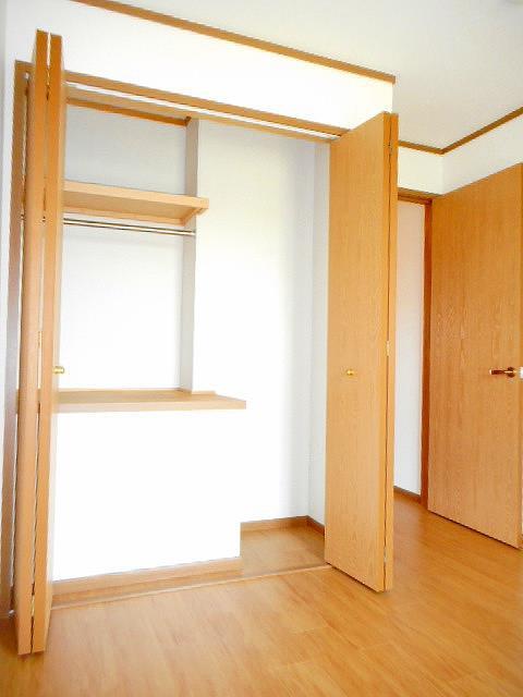収納　クローゼット