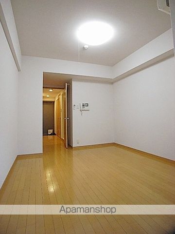 ランドマークシティ大阪城南第2の居間写真