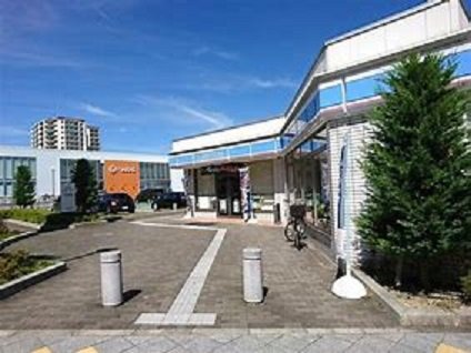 コンビニ　ローソン ウッディタウン中央店（コンビニ）まで700m