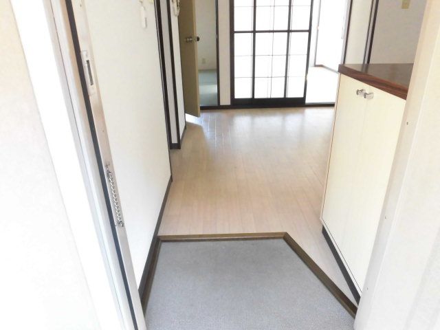 ピアットハイツAの玄関写真