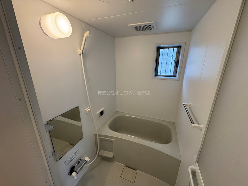 阪急宝塚線 服部天神駅 徒歩13分 2階建 築9年の風呂写真