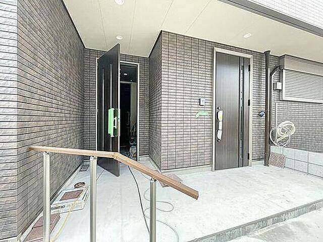 ロビー　オートロック付きです