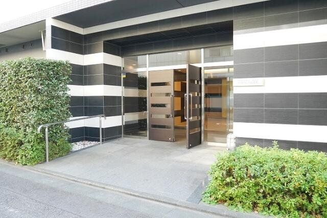 東京メトロ半蔵門線 水天宮前駅 徒歩8分 8階建 築21年の外観写真