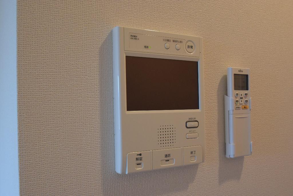 セキュリティ　カメラ付インターホン