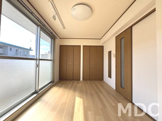 ＪＲ牟岐線 二軒屋駅 徒歩5分 3階建 築32年の内装写真