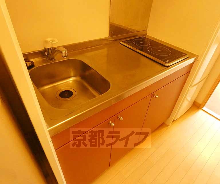 京阪本線 鳥羽街道駅 徒歩6分 4階建 築19年のキッチン写真