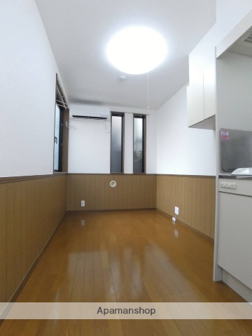 アーバンプレイス東高円寺Bの居間写真