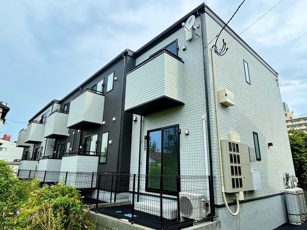 シャンテ二軒茶屋の外観写真