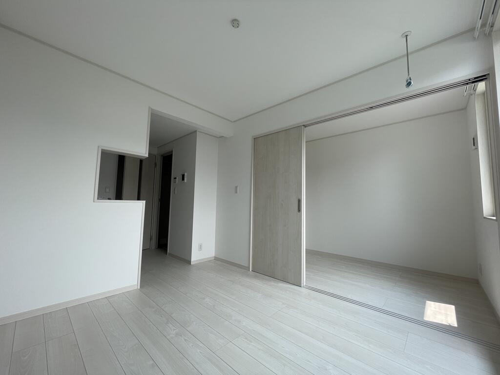 シャンテ二軒茶屋の居間写真
