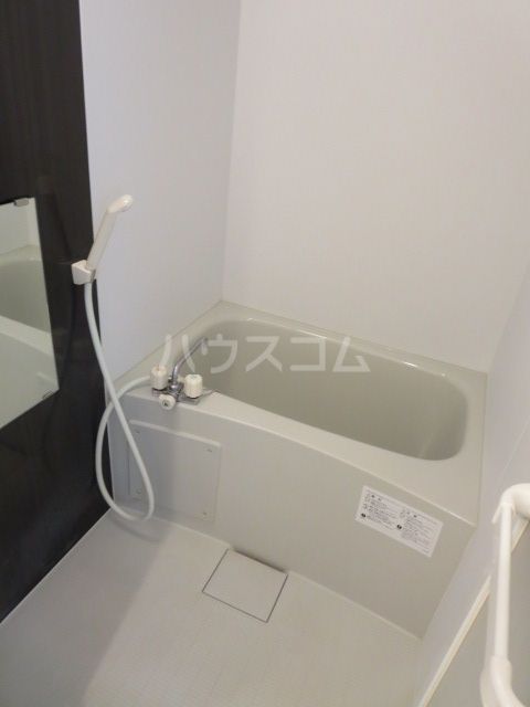 東京メトロ東西線 浦安駅 徒歩21分 4階建 築15年の風呂写真